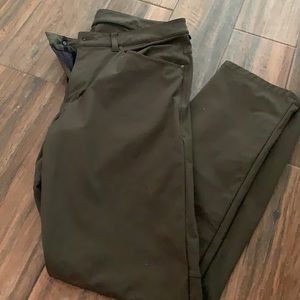 Lulu lemon men’s commission pants